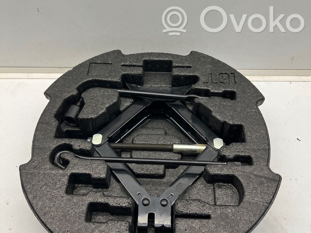 KIA Ceed Tool set 