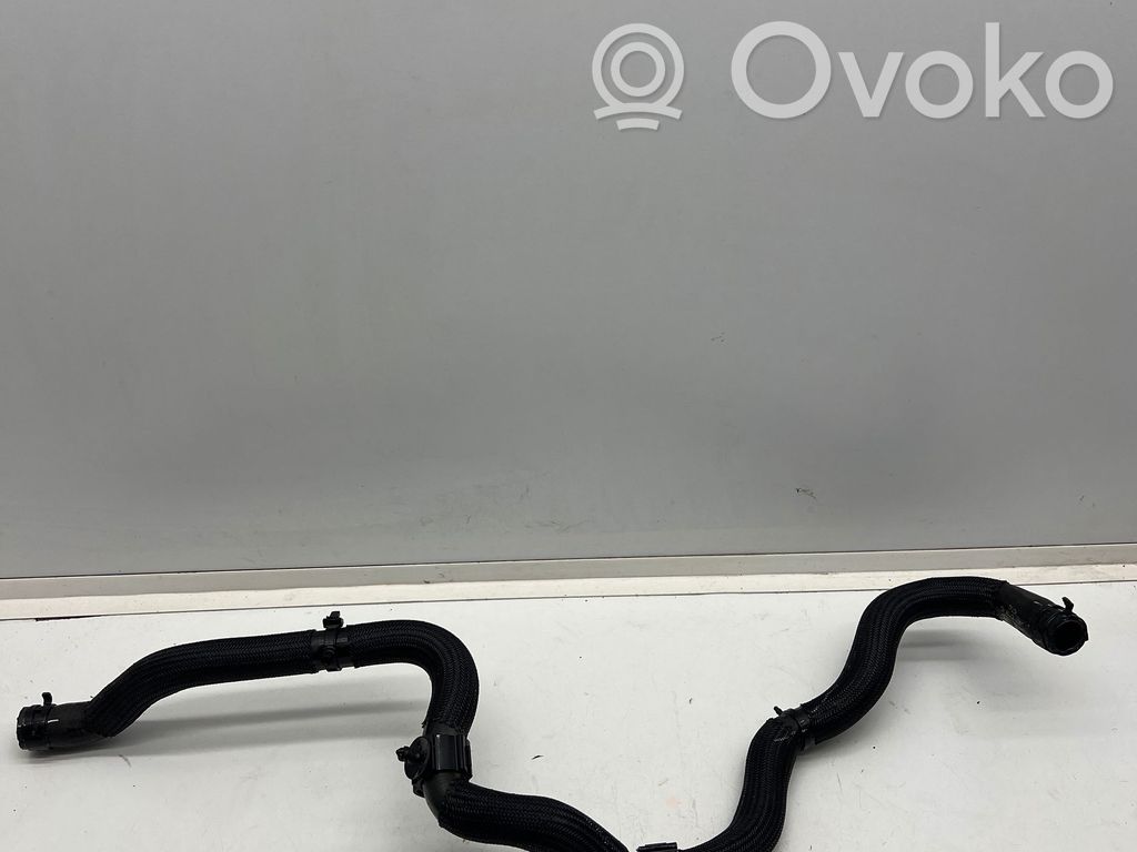 Jaguar I-Pace Engine coolant pipe/hose 