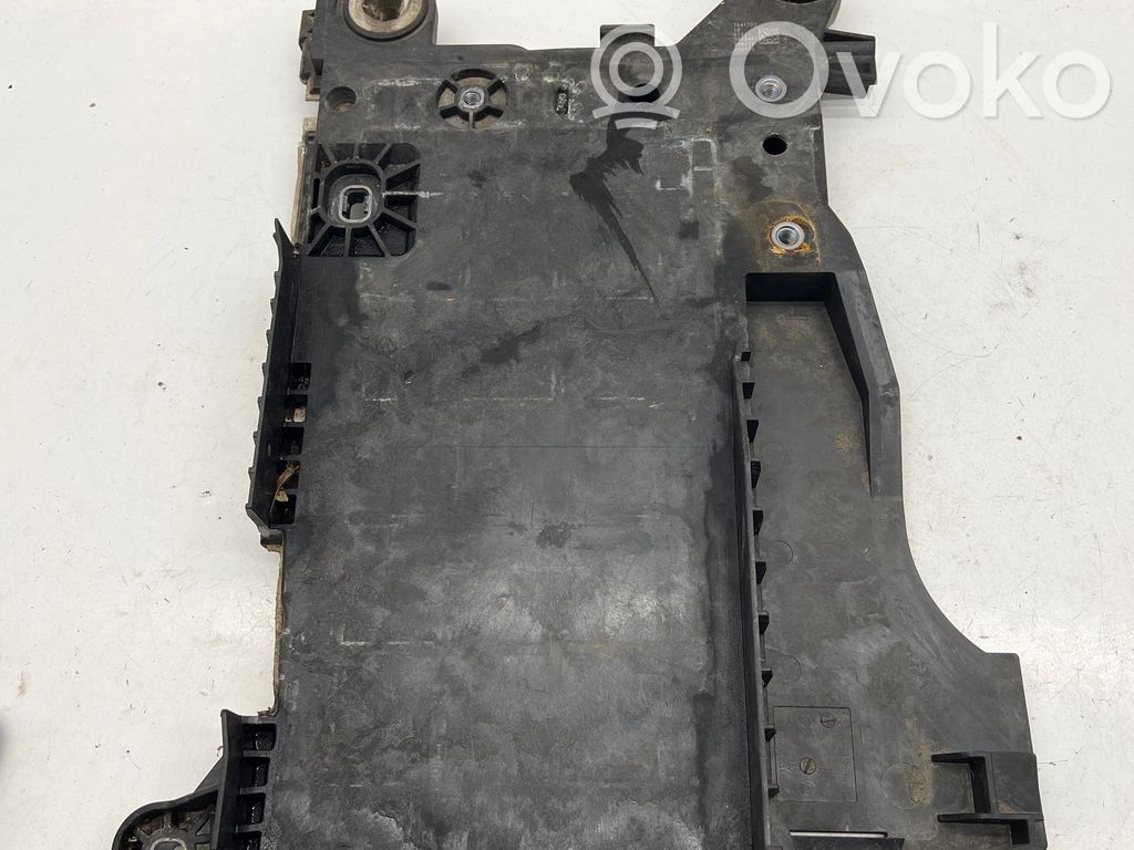 BMW X1 F48 F49 Battery tray 