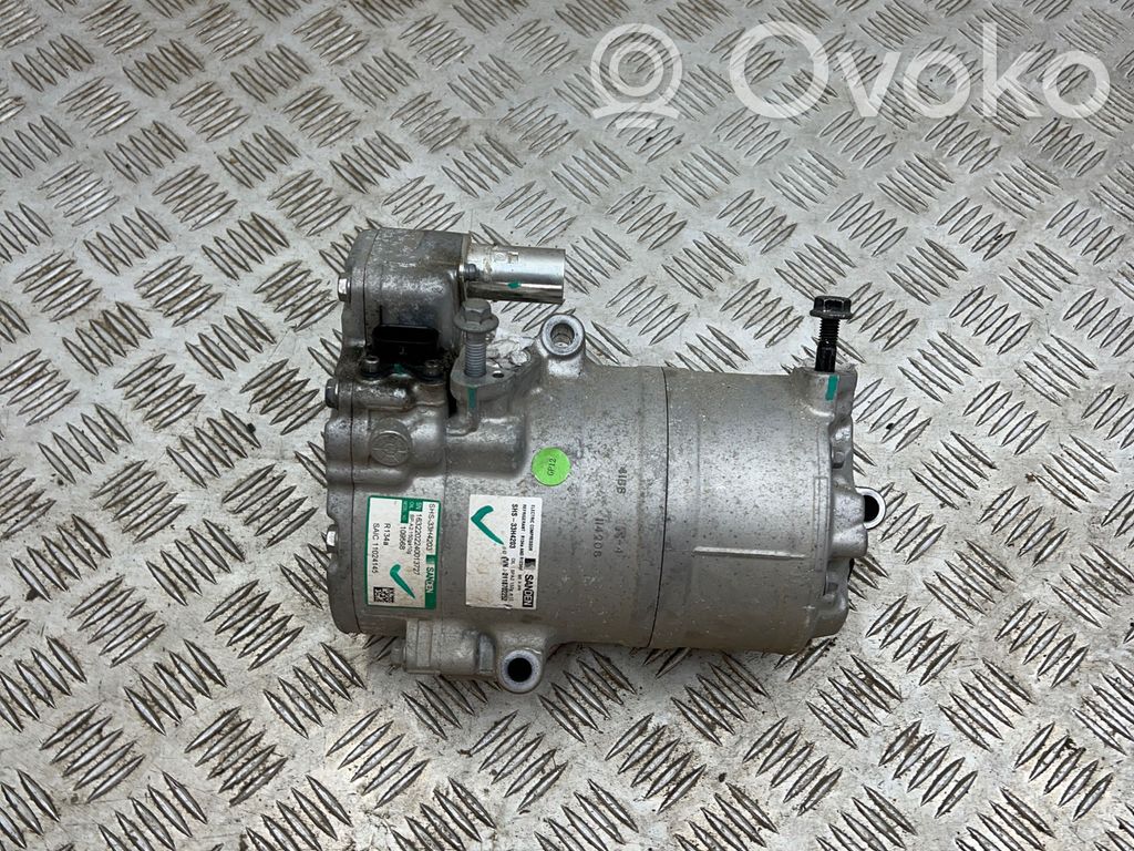 MG ZS Ilmastointilaitteen kompressorin pumppu (A/C) 