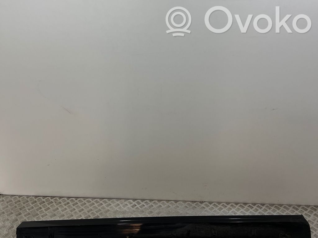 Renault Megane E-Tech Sill 