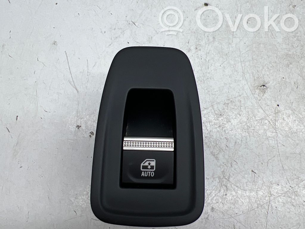 Renault Megane E-Tech Electric window control switch 