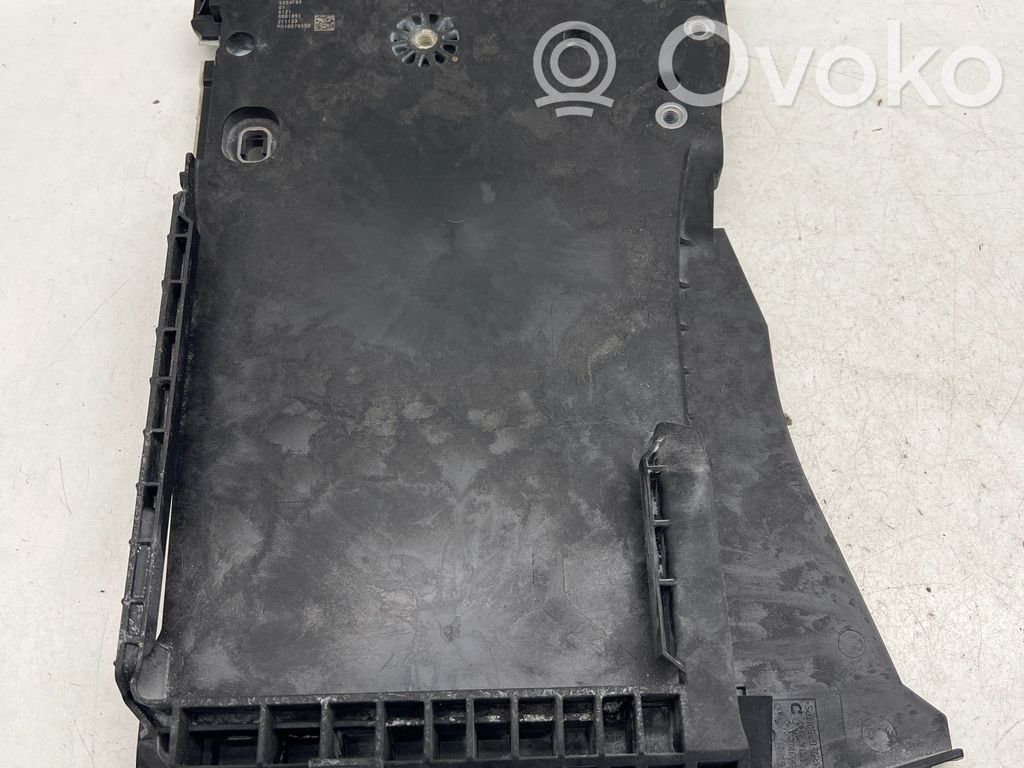 BMW X1 U11 Battery tray 