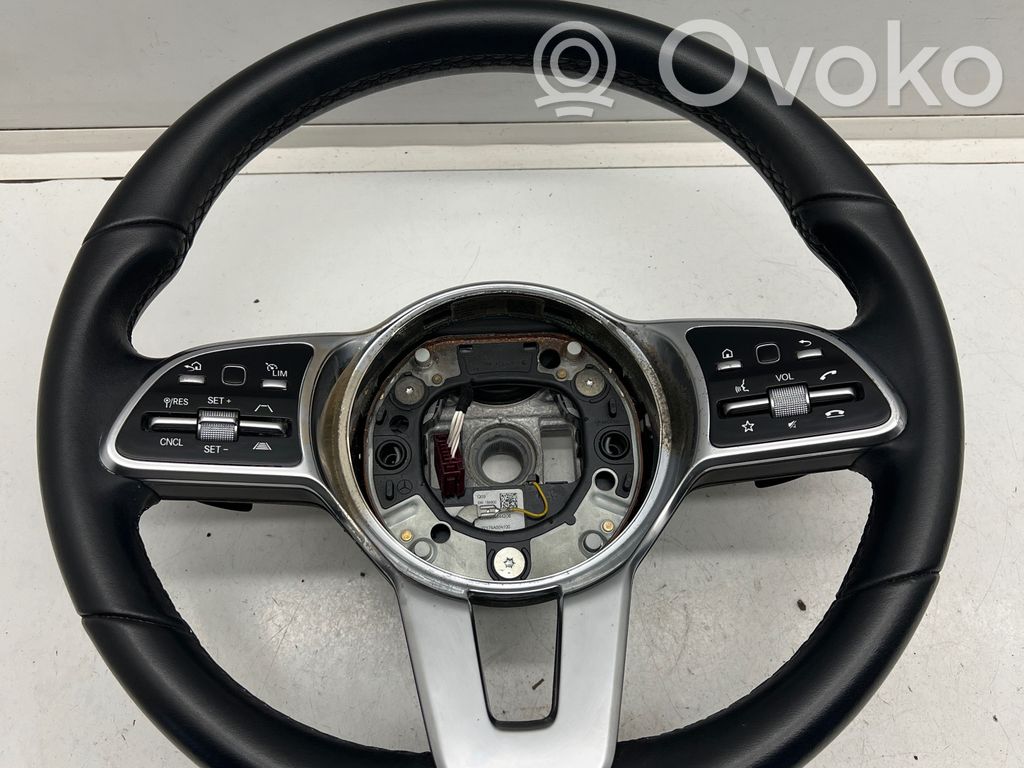 Mercedes-Benz EQC Ohjauspyörä 