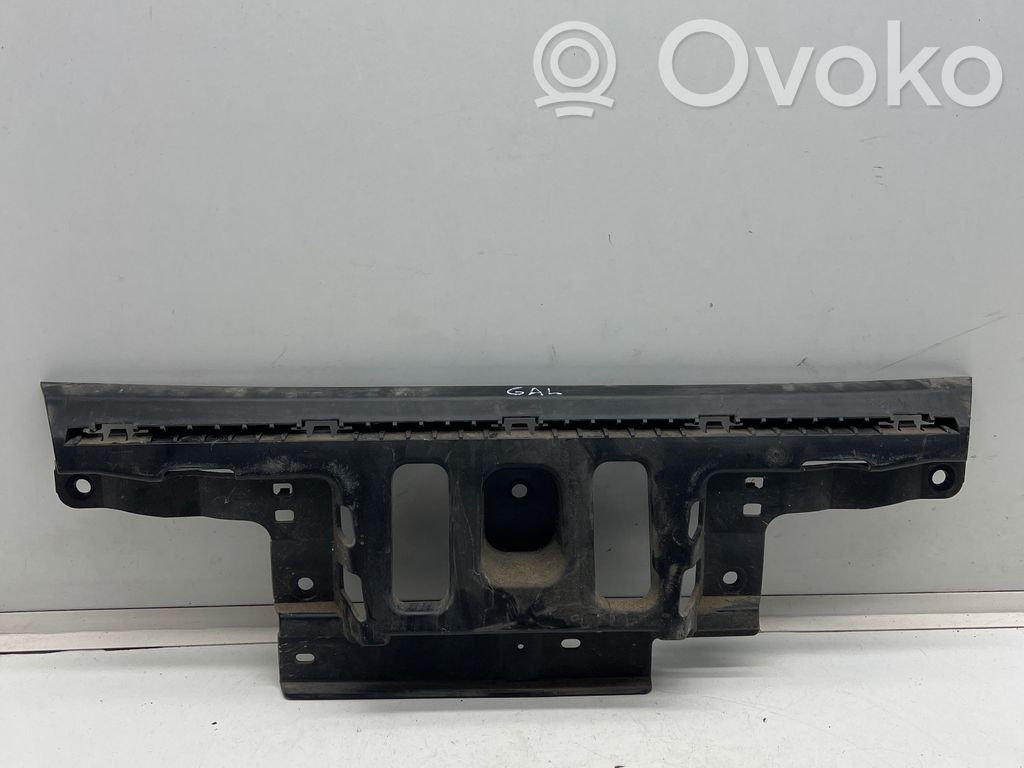Citroen C3 Soporte de montaje del parachoques trasero 