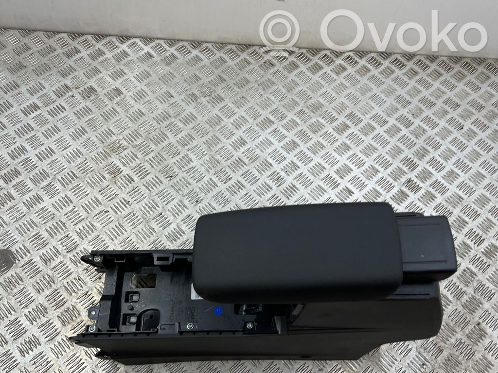 Renault Captur II Armrest 