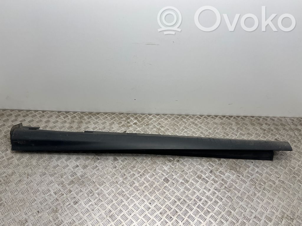 Sill   BM51A10155A,11371
