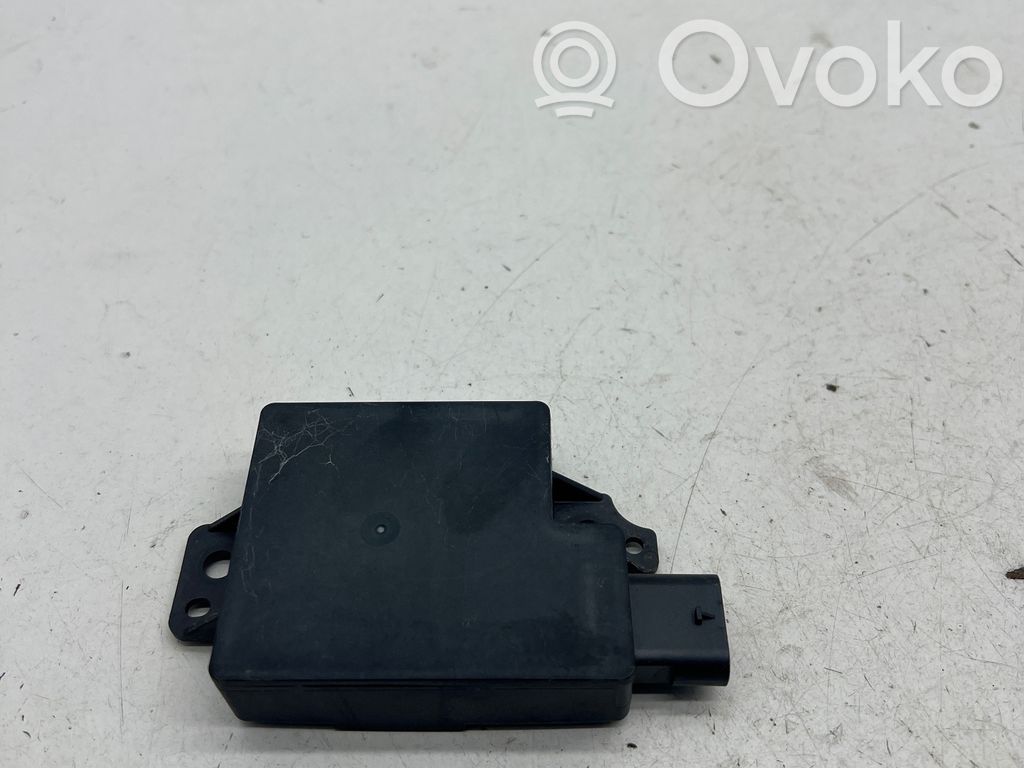 Tesla Model X Capteur radar d'angle mort 