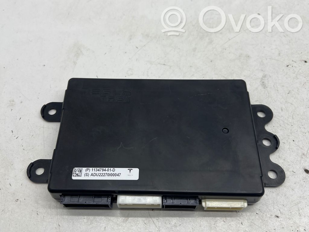 Tesla Model X Suspension control unit/module 