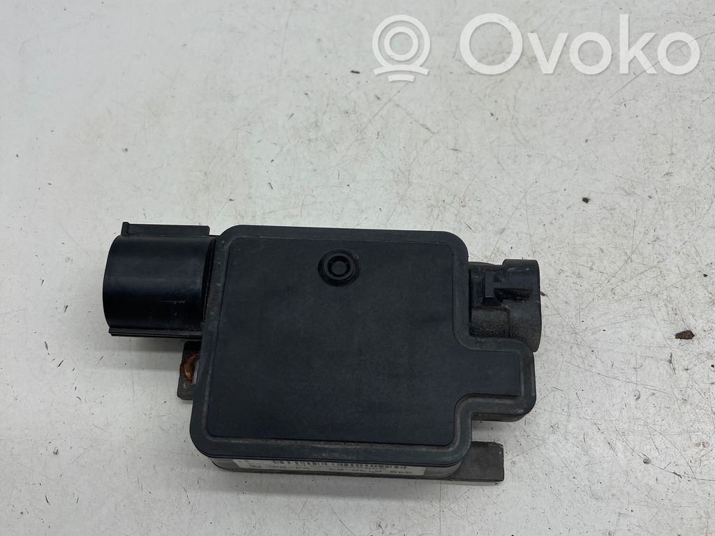 Jaguar XE Coolant fan relay 