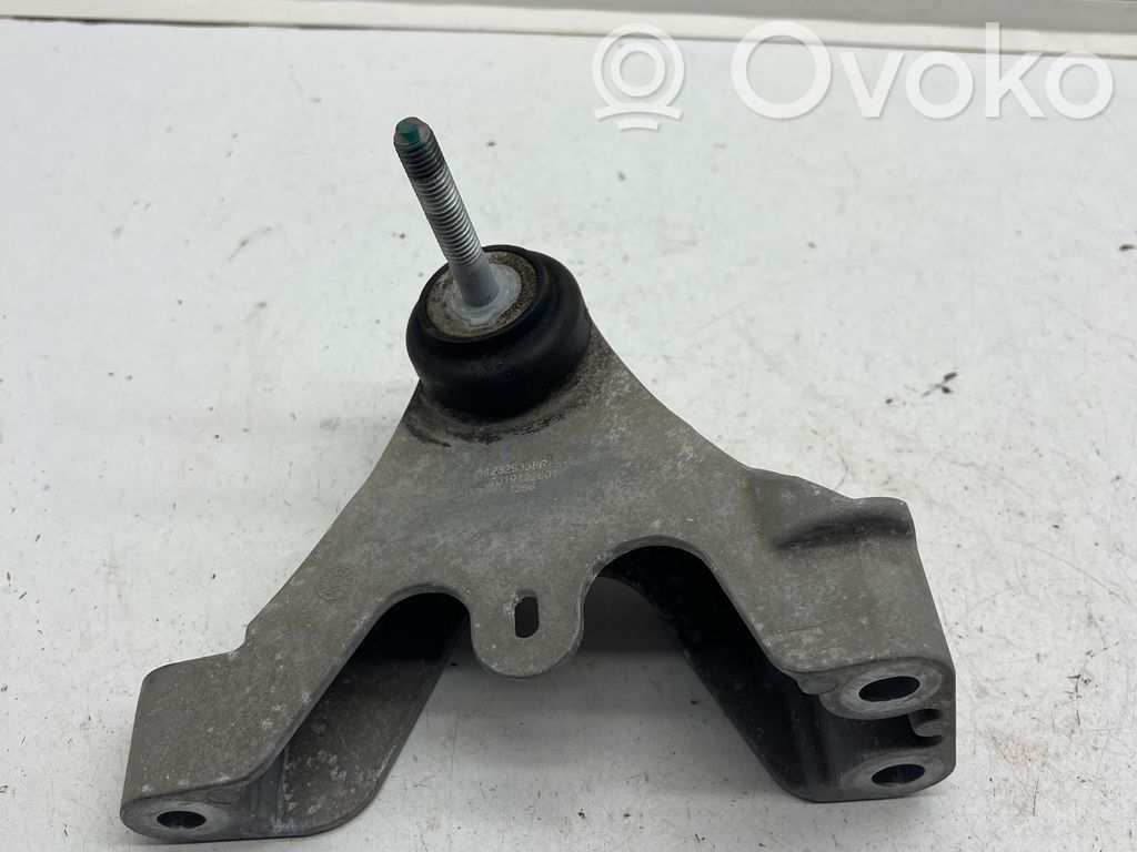 Engine mounting bracket   112329338R,2019122001