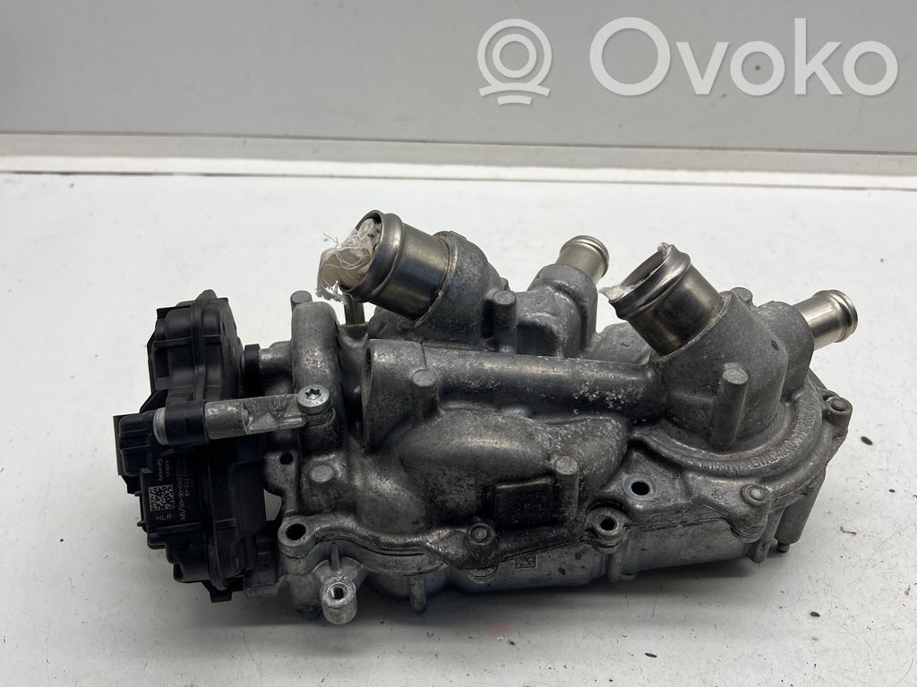 Volkswagen Golf VII Pompa wody 