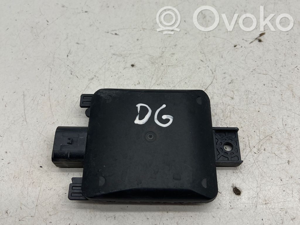 Volkswagen Golf VIII Blind spot module 