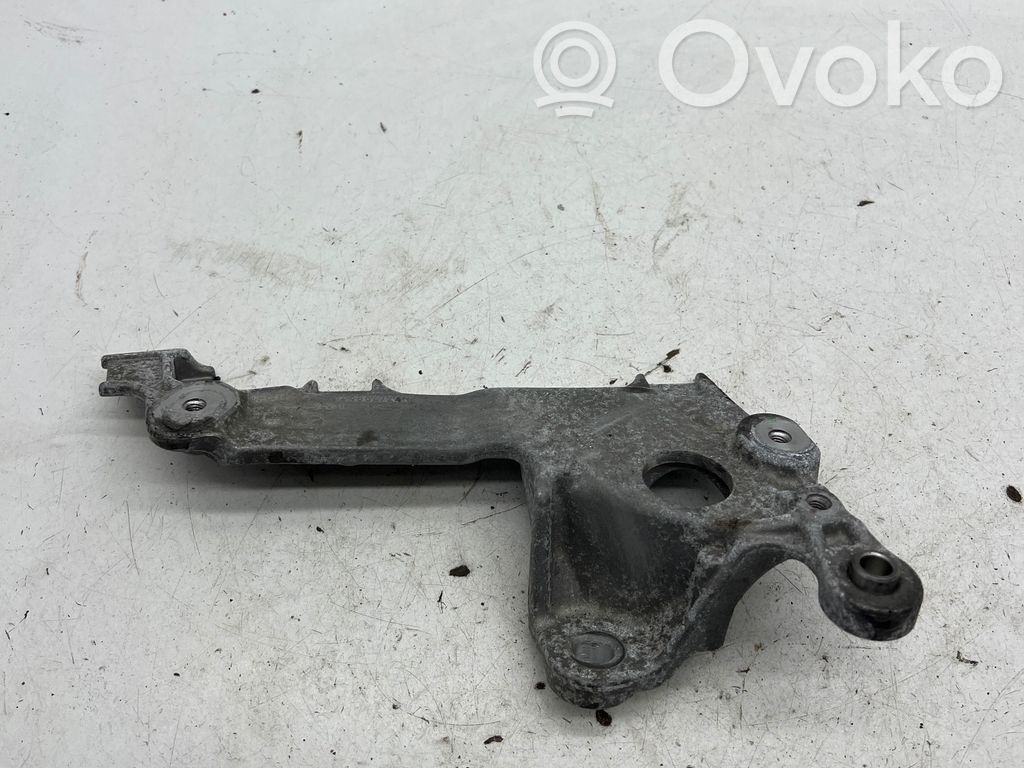 Renault Megane IV Engine mount bracket 