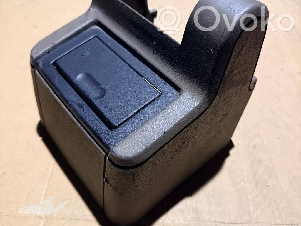 Car ashtray   1960743,8132488,8144797