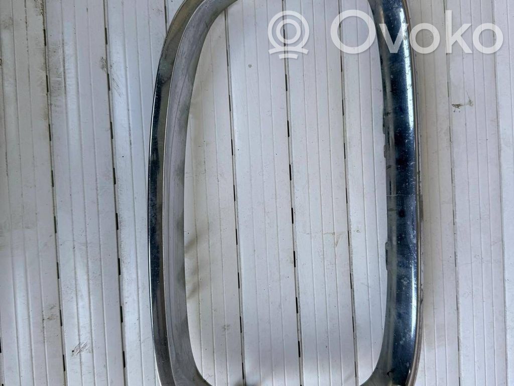 BMW 1 F20 F21 Front bumper upper radiator grill 