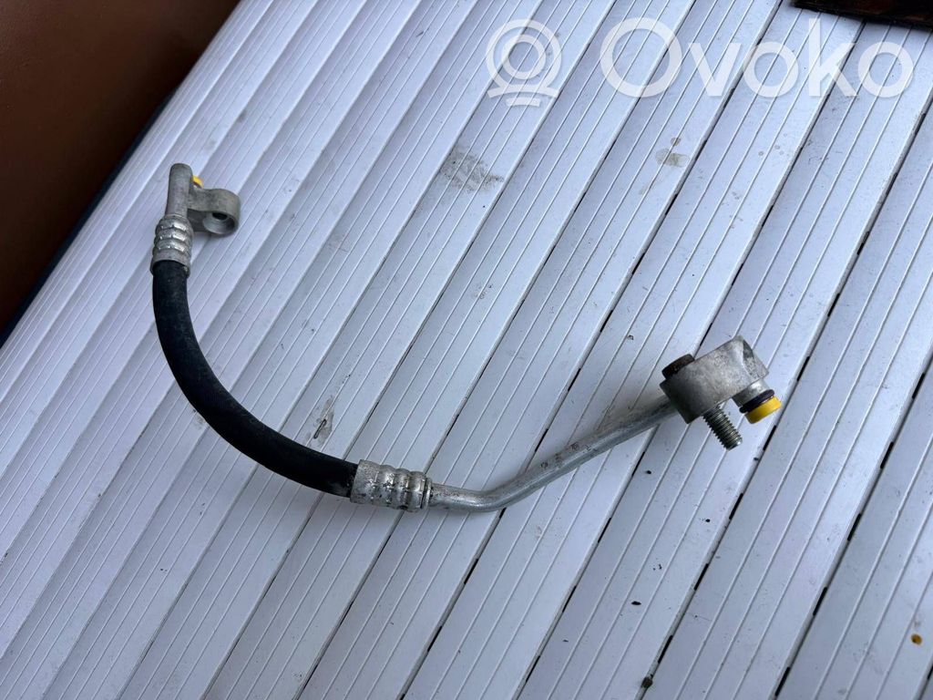 BMW 3 E46 Air conditioning (A/C) pipe/hose 