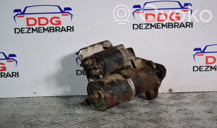 Audi A4 S4 B5 8D Starteris 