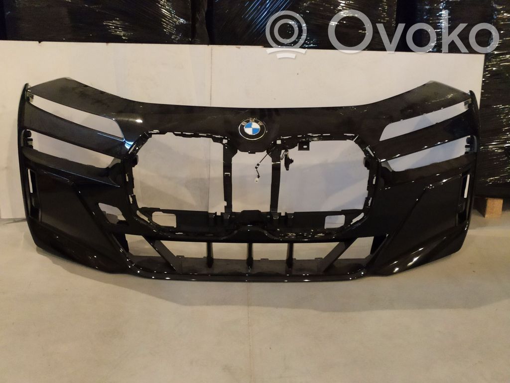 BMW 7 G70 Front bumper 
