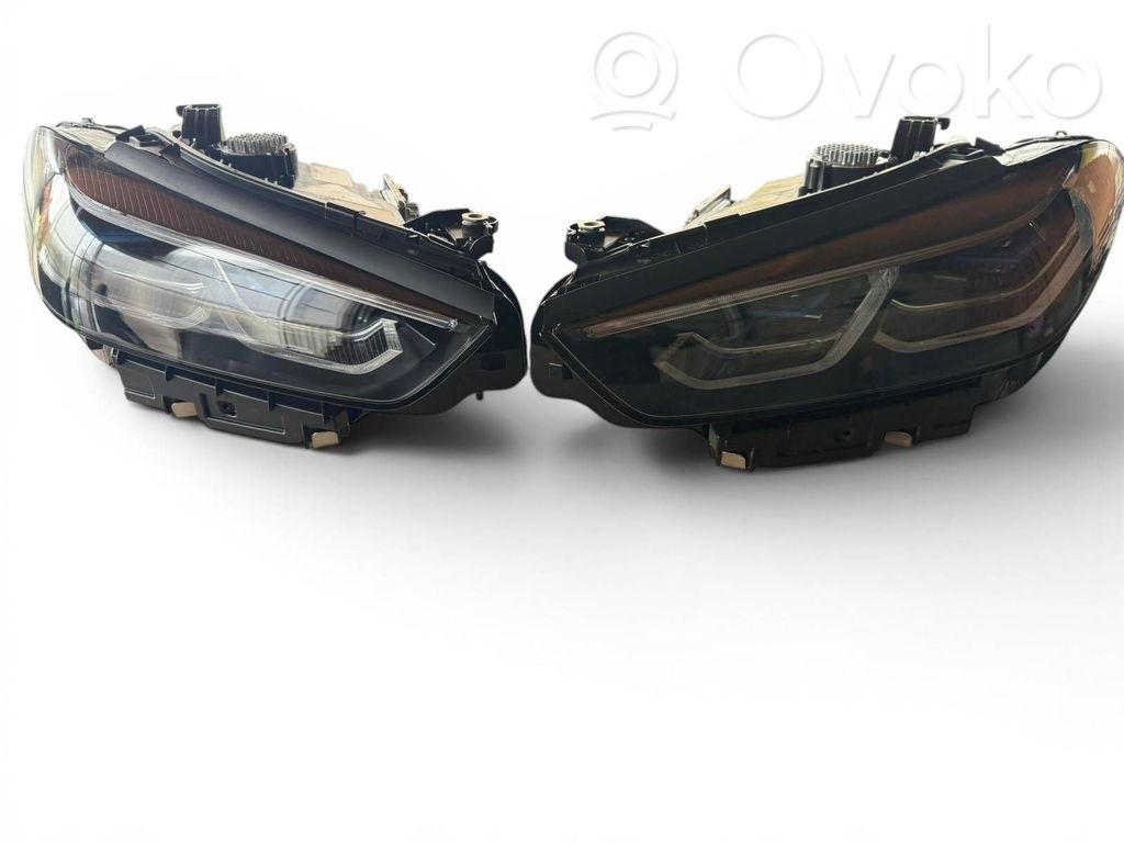 BMW M8 F93 Gran Coupe Lampy przednie / Komplet 