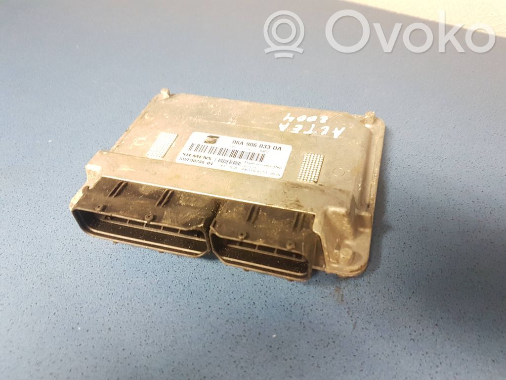 Engine control unit/module   06A906033DA,5WP4028604