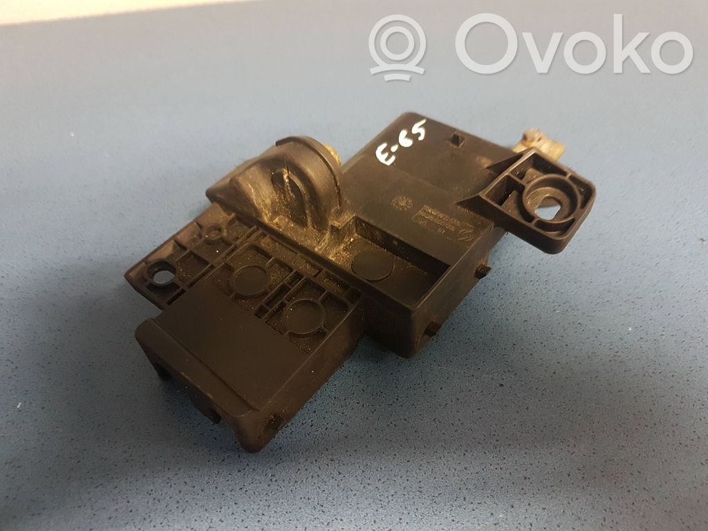 Drošinātāju bloks   18607000000,18576000000