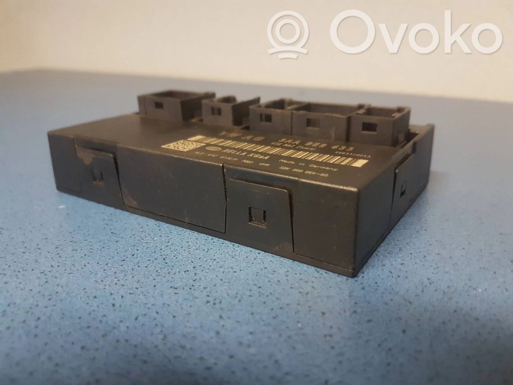 Mukavuusmoduuli   3AA959433,5DK00906460,S0631H043