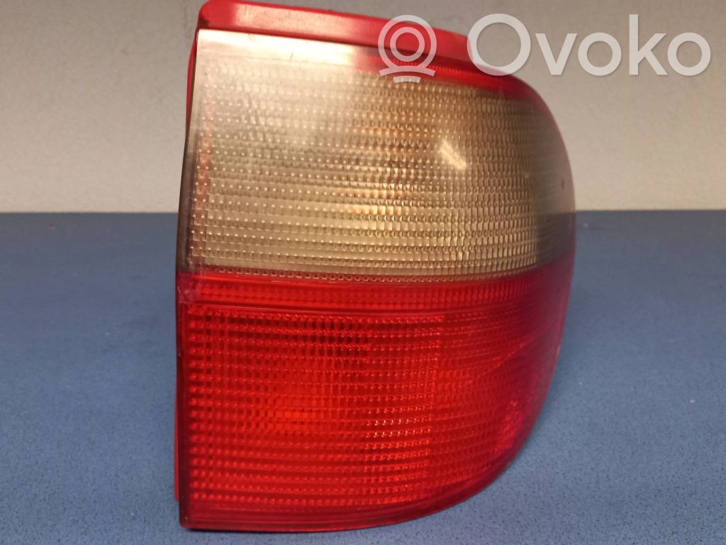 Rear/tail lights   962604
