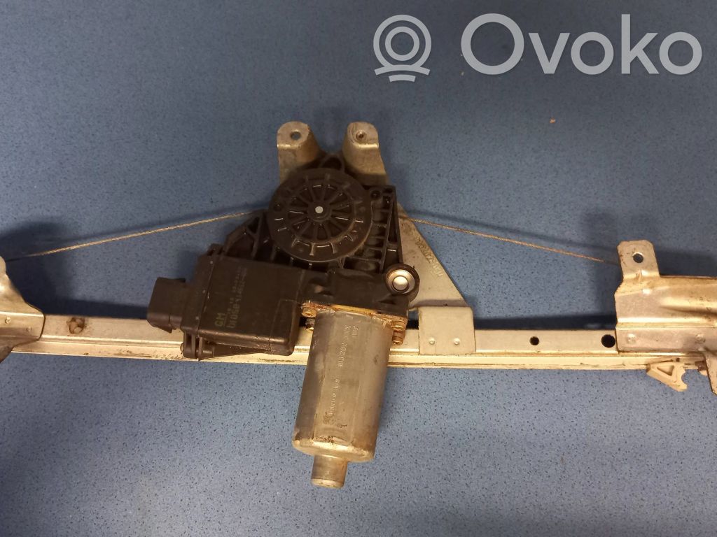 Opel Vectra B Silniczek podnoszenia szyby drzwi tylnych 