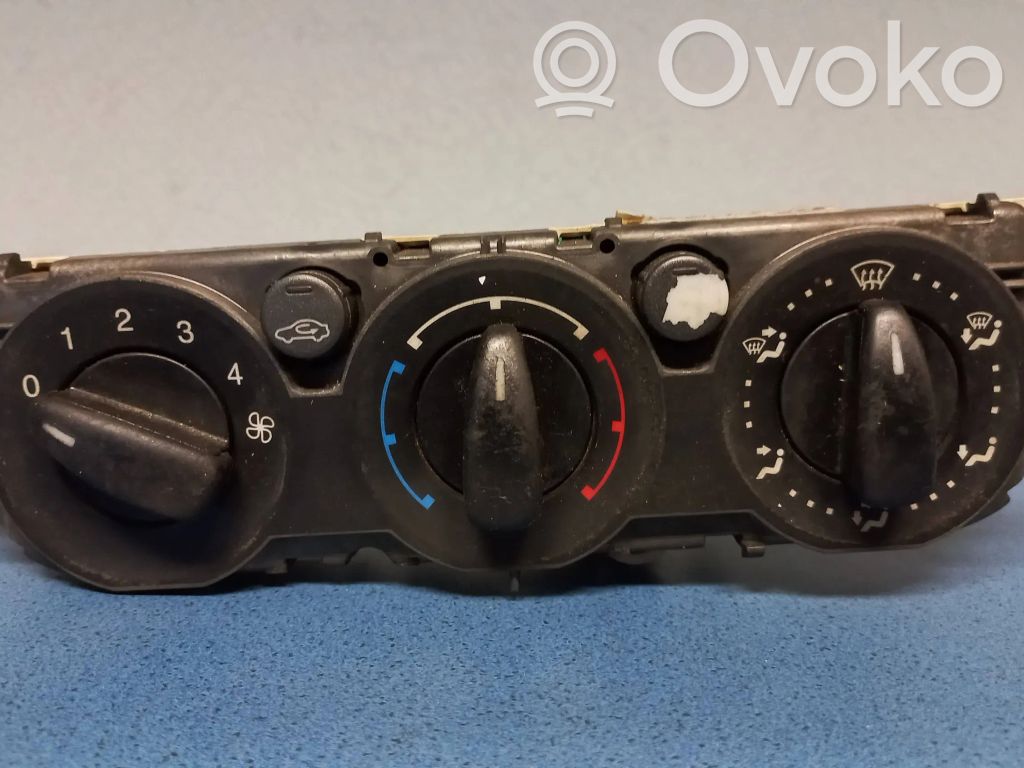 Ford Focus C-MAX Climate control unit 