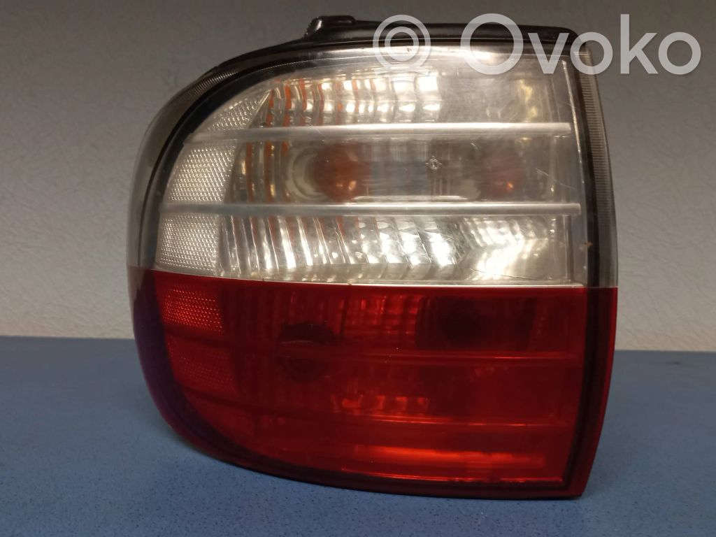 Hyundai H-1, Starex, Satellite Lampa tylna 