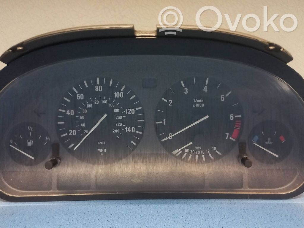 BMW 5 E39 Speedometer (instrument cluster) 