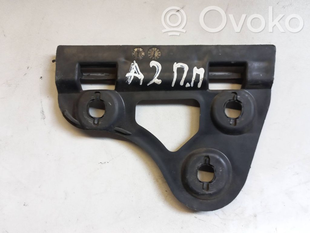 Soporte del parachoques delantero   8Z0821250