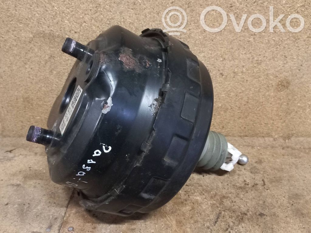 Volkswagen PASSAT B7 Servofrână 