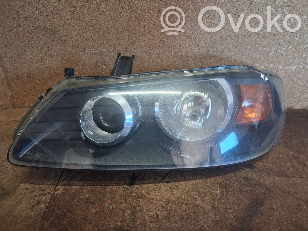 Nissan Almera Lampa przednia 