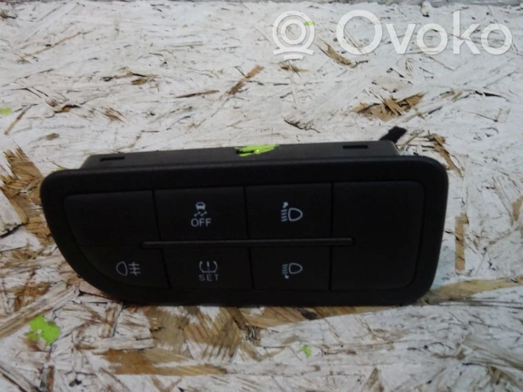 Fiat Tipo Citu veidu slēdži / pogas / pārslēdzēji 