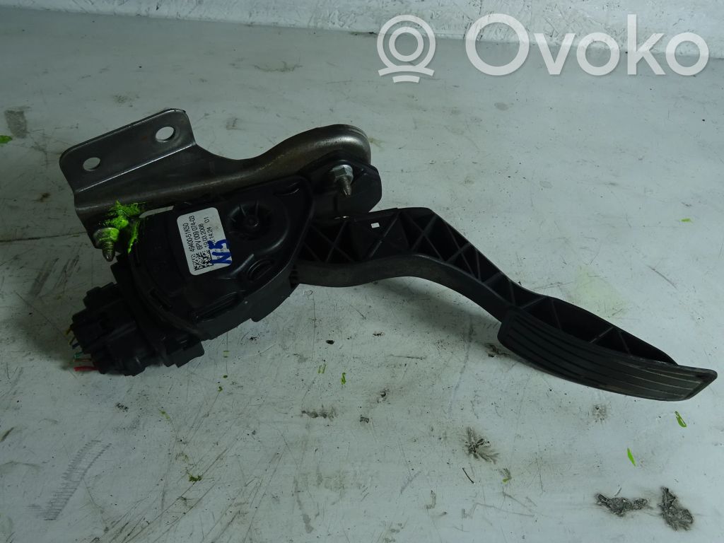 Suzuki Swift I Accelerator throttle pedal 
