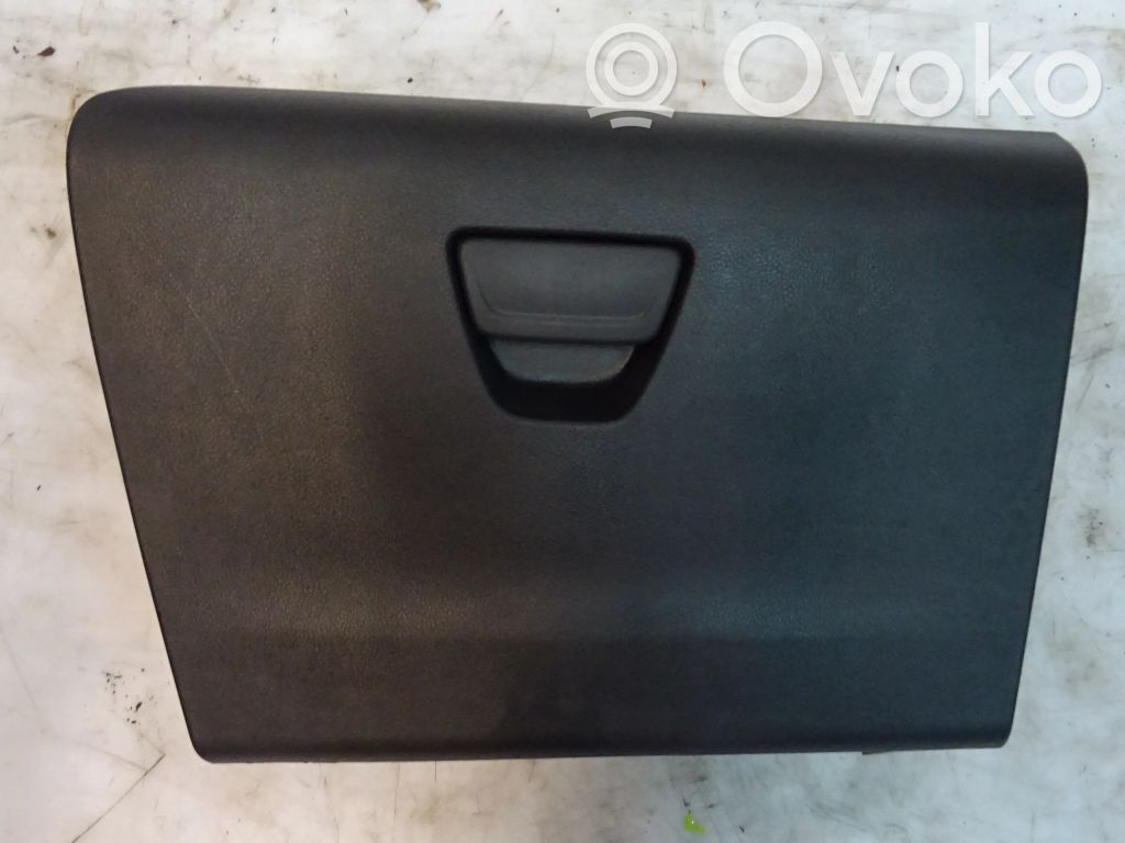 Ford Ka Glove box 