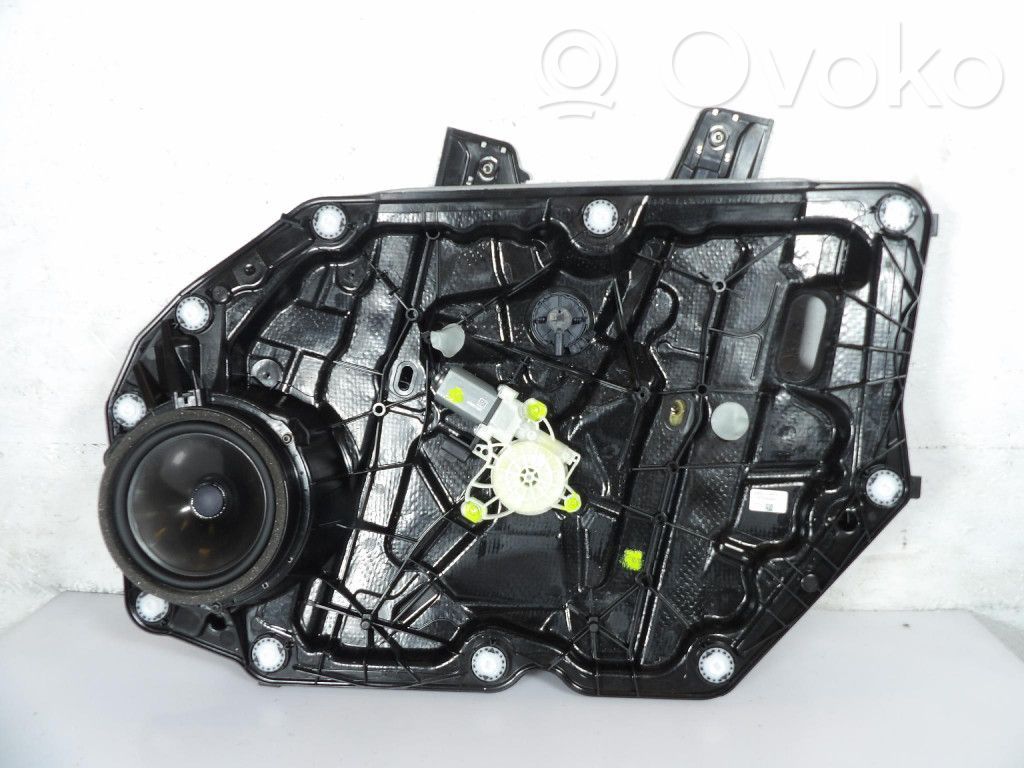 Ford Focus Front door window regulator with motor 