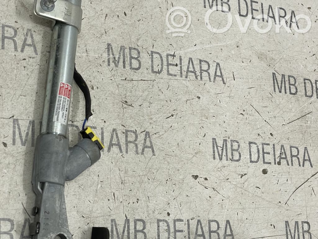 Hebilla del cinturón delantero   100526505E