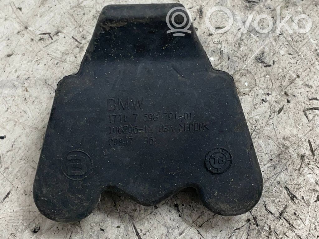 Radiator support slam panel bracket   7598791,10629612