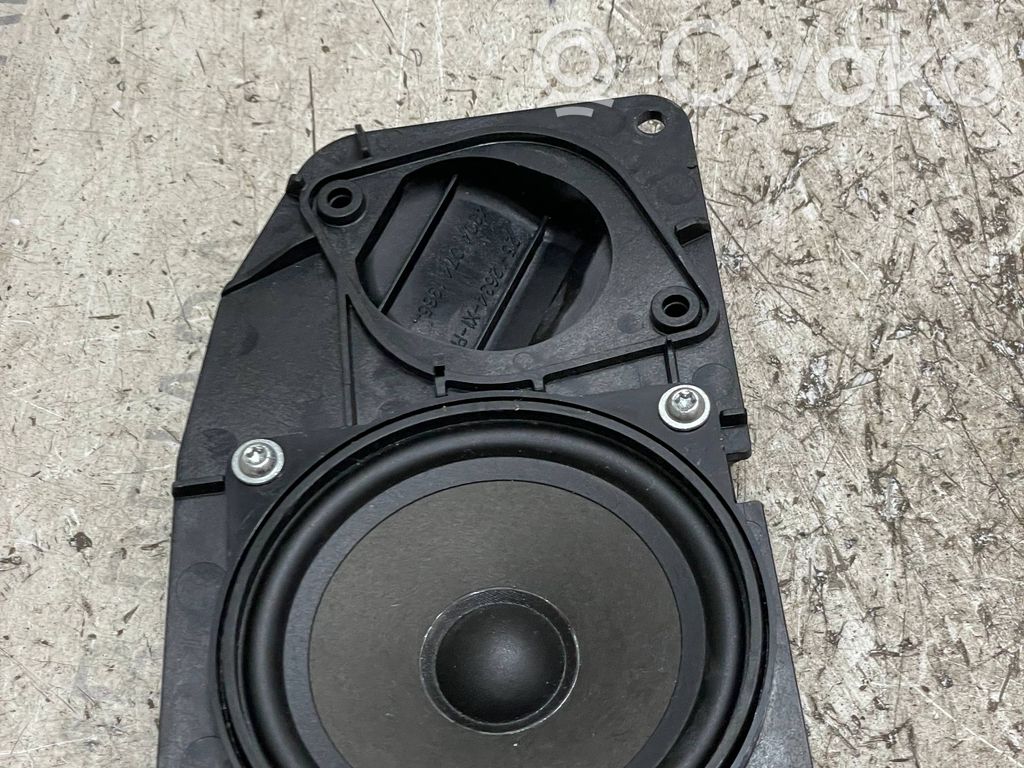 BMW 5 E60 E61 Altavoz de la puerta delantera 