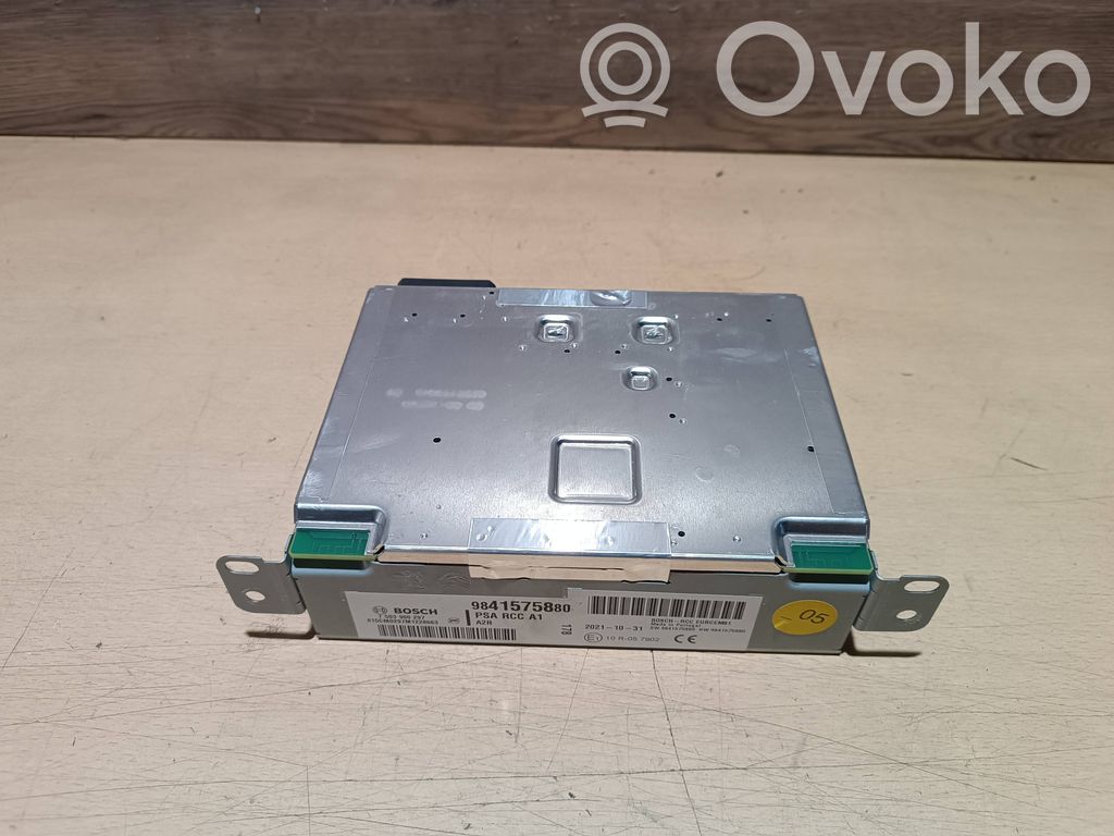 Opel Vivaro Panel / Radioodtwarzacz CD/DVD/GPS 