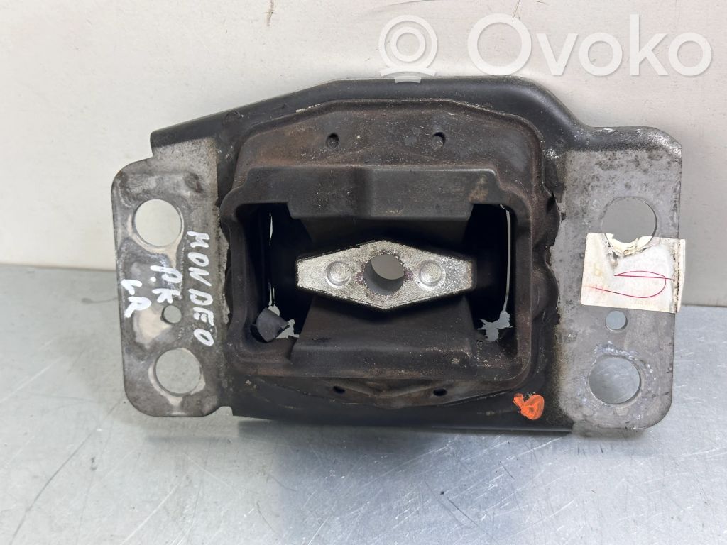 Engine mount bracket   7G917M121BA,7G917M121BA