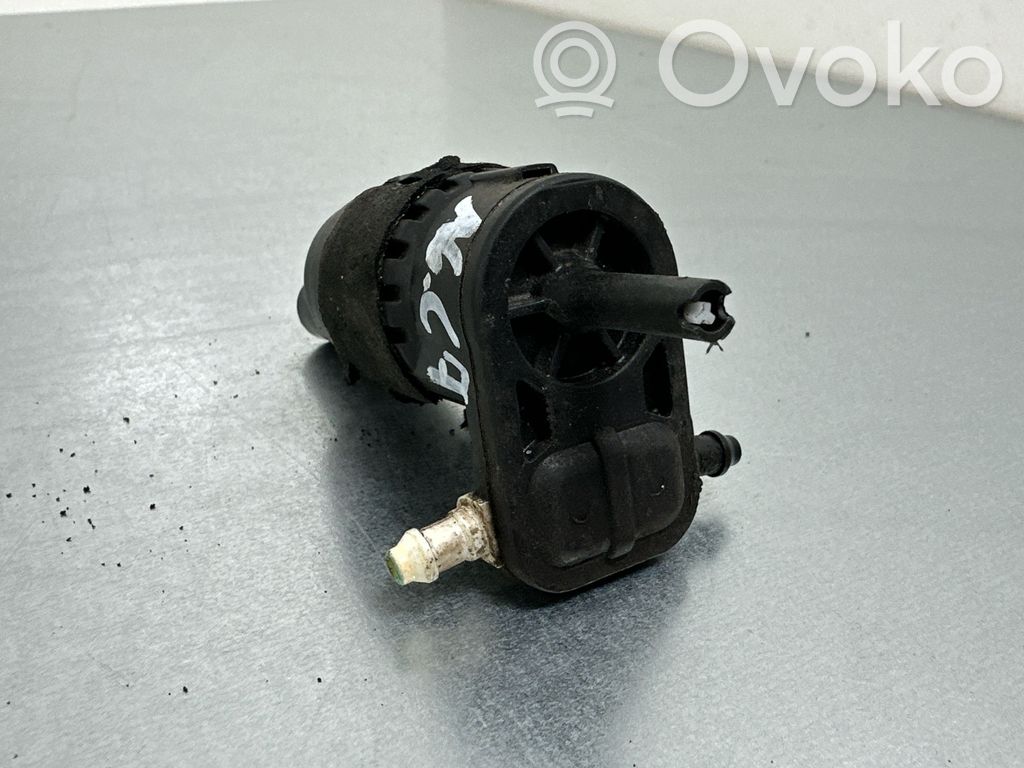 Audi A6 S6 C7 4G Pompa spryskiwacza szyby przedniej / czołowej 