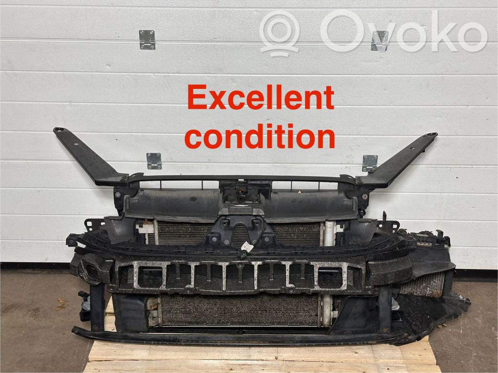 Volkswagen PASSAT B8 Panou suport radiator 