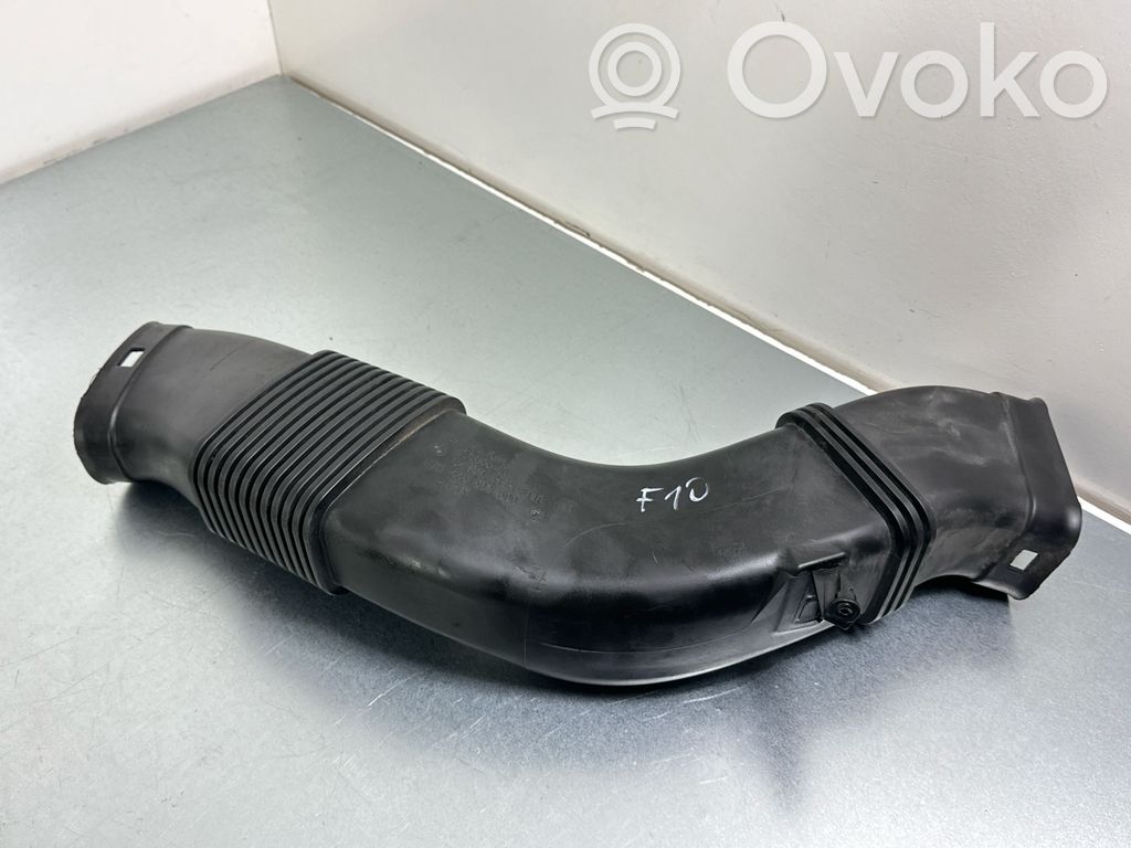 BMW 5 F10 F11 Część rury dolotu powietrza 