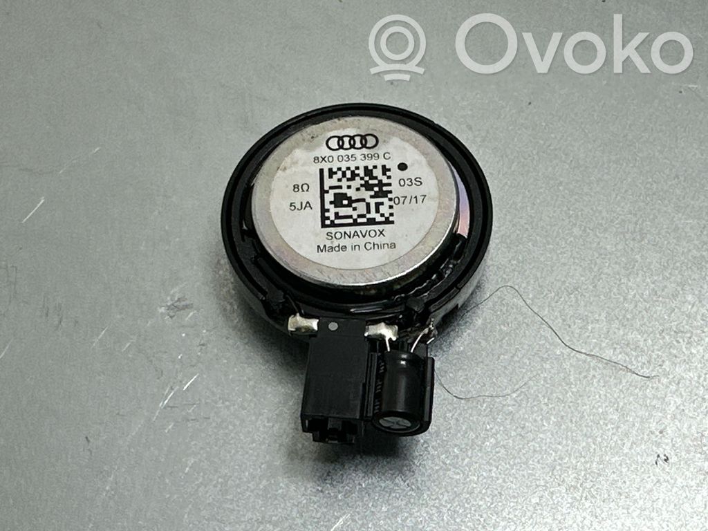 Audi Q3 8U Altavoz de alta frecuencia en la puerta delantera 