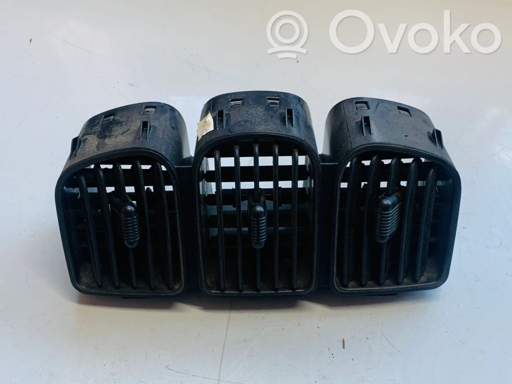 Chrysler Grand Voyager IV Dash center air vent grill 
