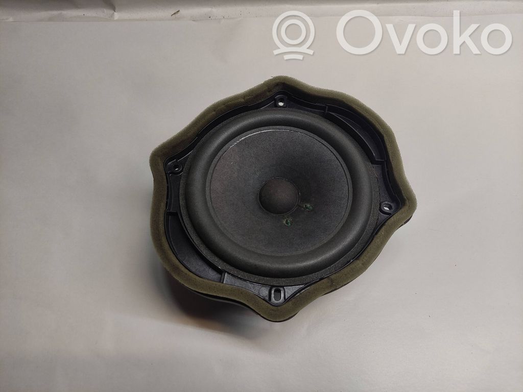 Mazda CX-7 Enceinte de porte arrière 